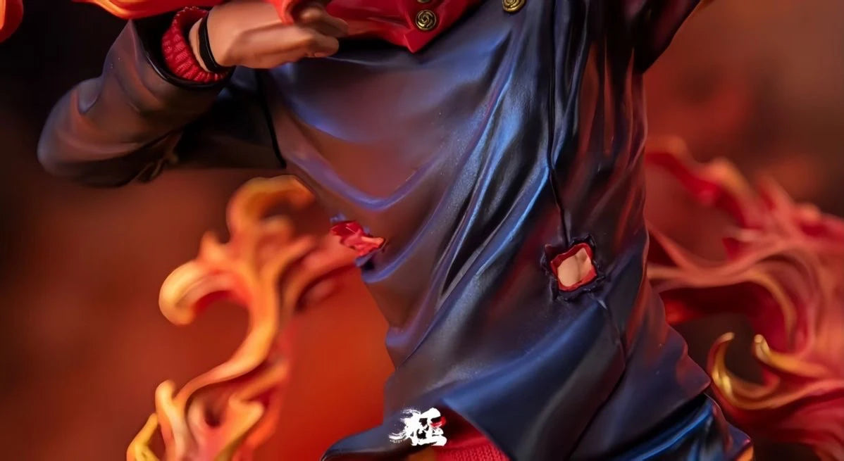 Premium Jujutsu Kaisen Ryomen Sukuna & Yuji Itadori anime figure collectible featuring detailed battle effects and display-quality craftsmanship for true JJK fans.